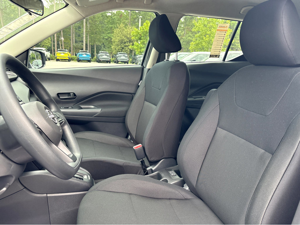 New 2025 Nissan Kicks Play S image 20