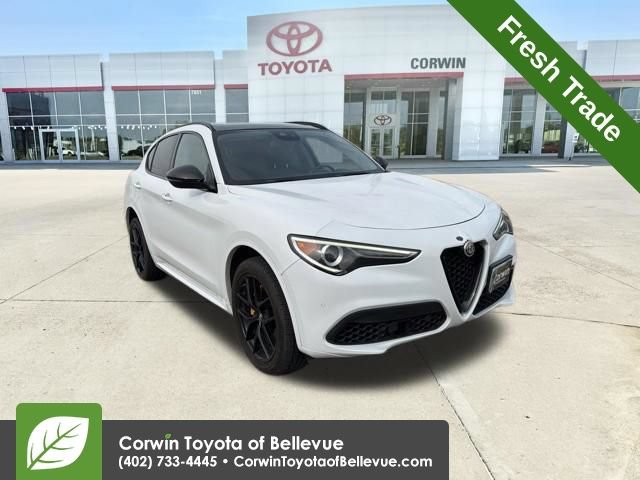 Used 2021 Alfa Romeo Stelvio Ti w/ Nero Edizione AWD/4WD image 1