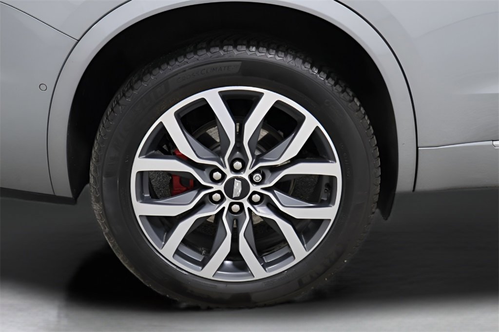 Used 2024 Cadillac XT6 Sport w/ Technology Package image 38