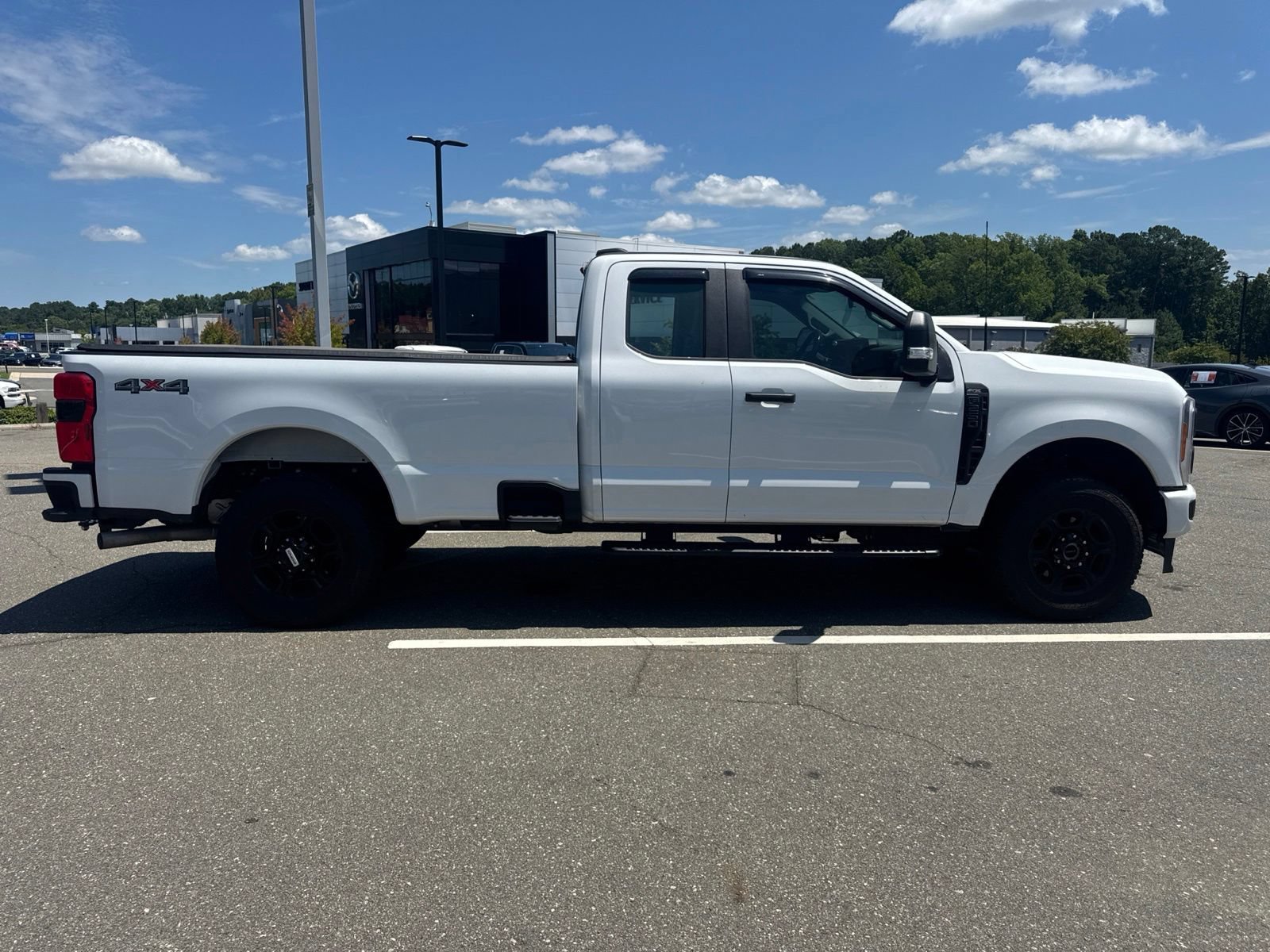 Used 2023 Ford F250 XL w/ STX Appearance Package AWD/4WD image 17