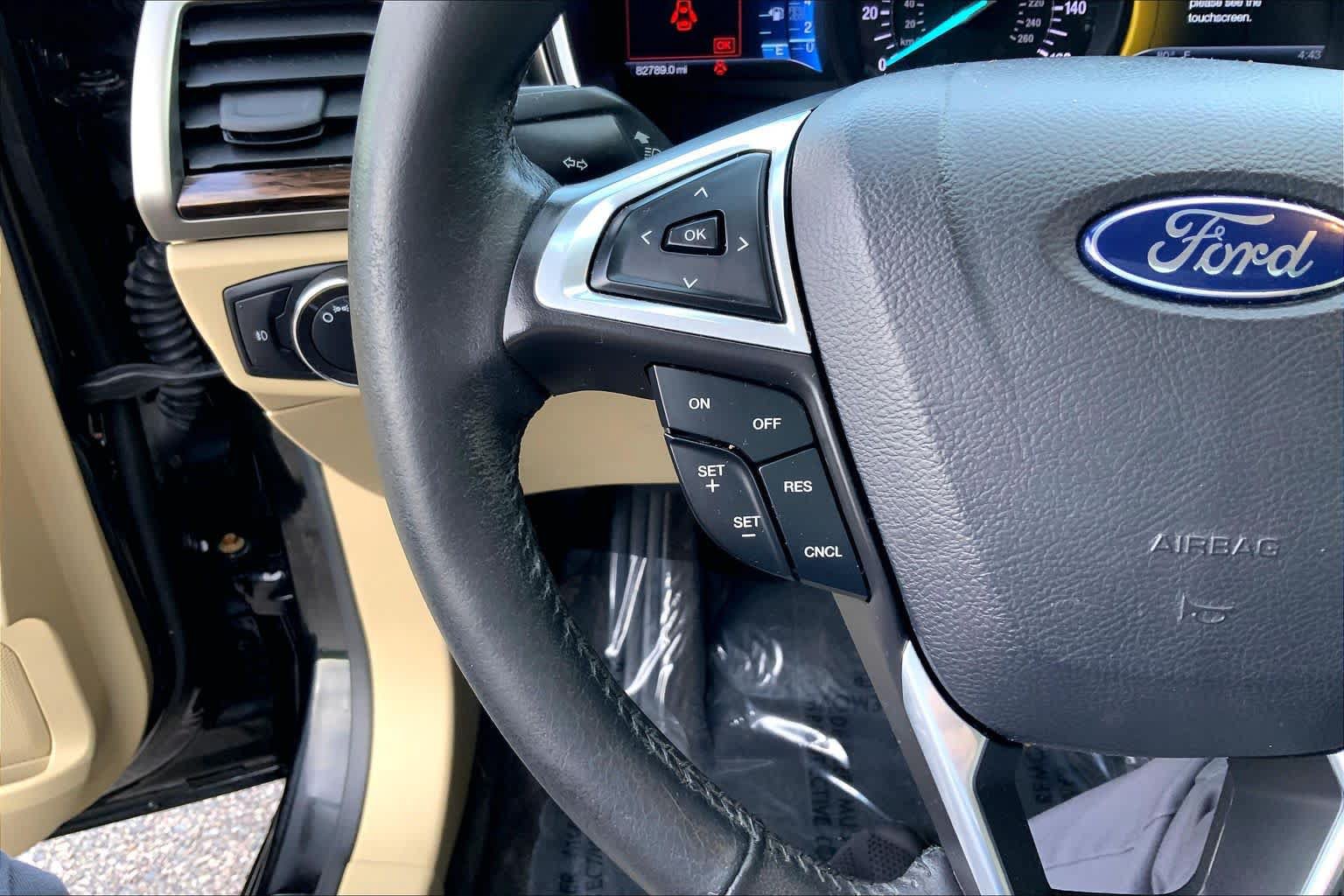 Used 2014 Ford Fusion SE w/ Equipment Group 202A FWD image 22