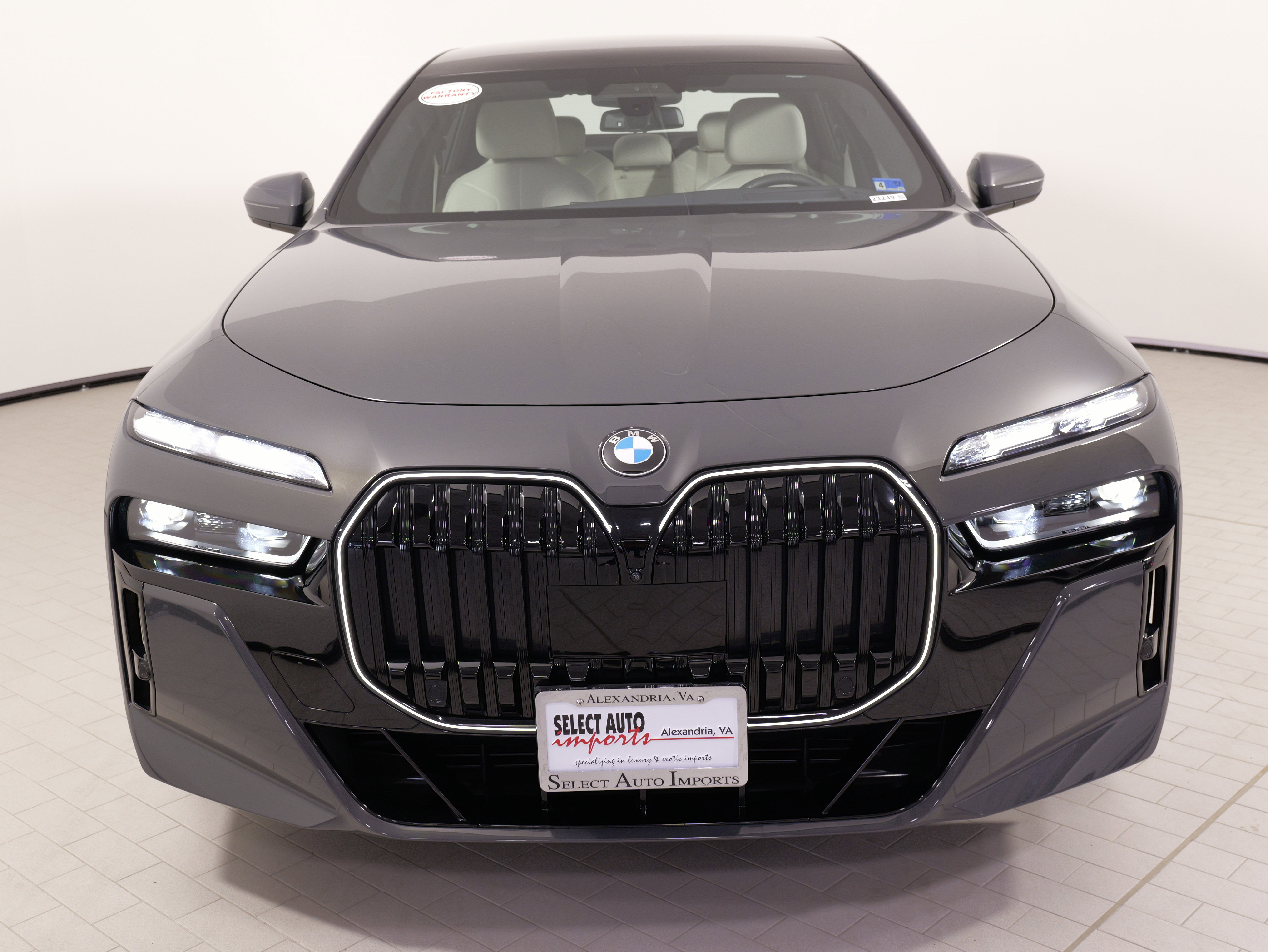 Used 2024 BMW 740i RWD image 5