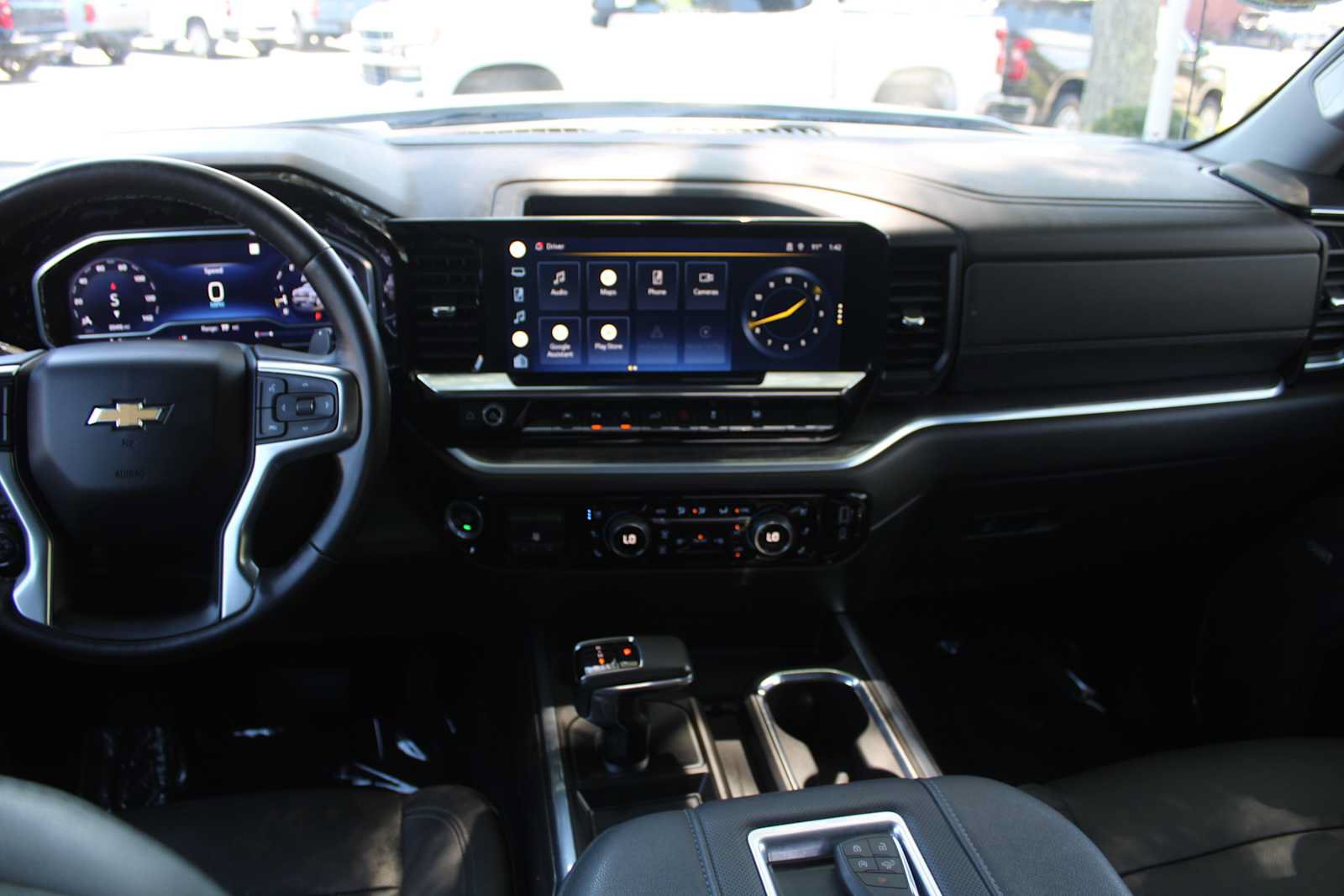 Certified 2022 Chevrolet Silverado 1500 LTZ AWD/4WD image 11