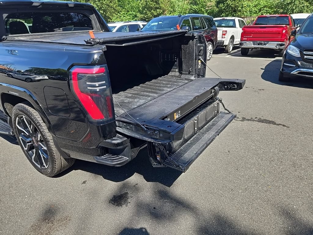 Used 2026 GMC Sierra EV Denali AWD/4WD image 59