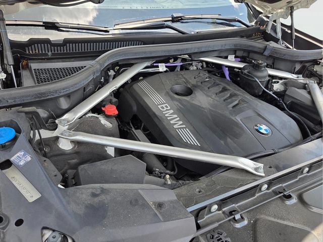 Used 2025 BMW X7 xDrive40i w/ Premium Package AWD/4WD image 22