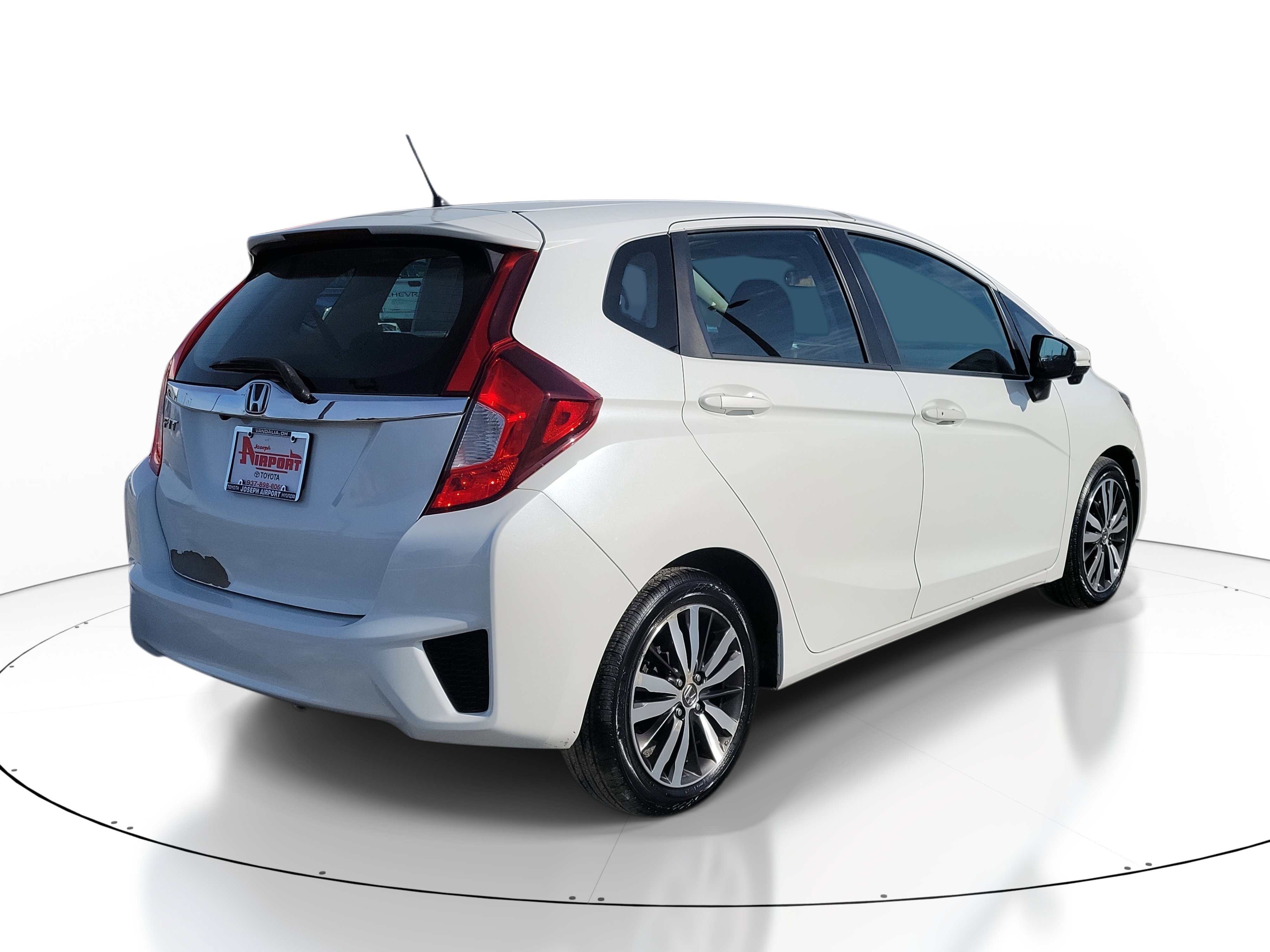 Used 2017 Honda Fit EX image 4