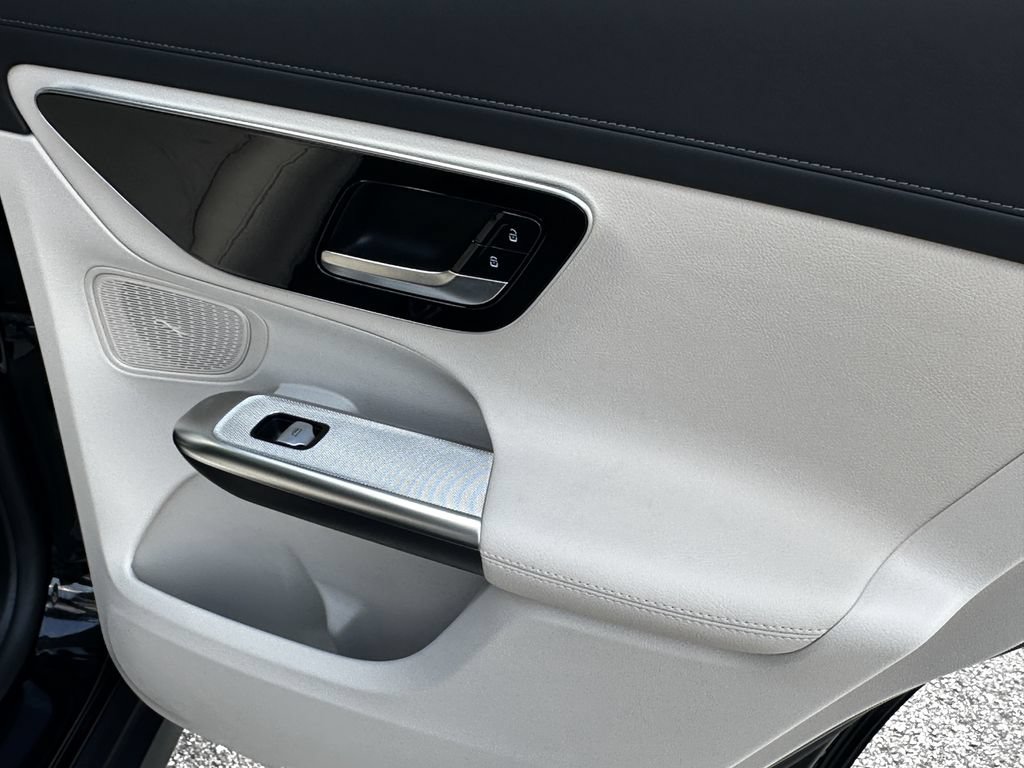 Certified 2024 Mercedes-Benz GLC 300 4MATIC image 19