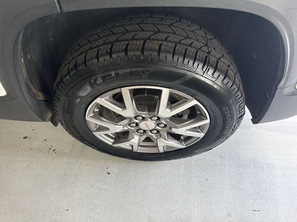 Certified 2022 GMC Acadia SLT FWD image 40