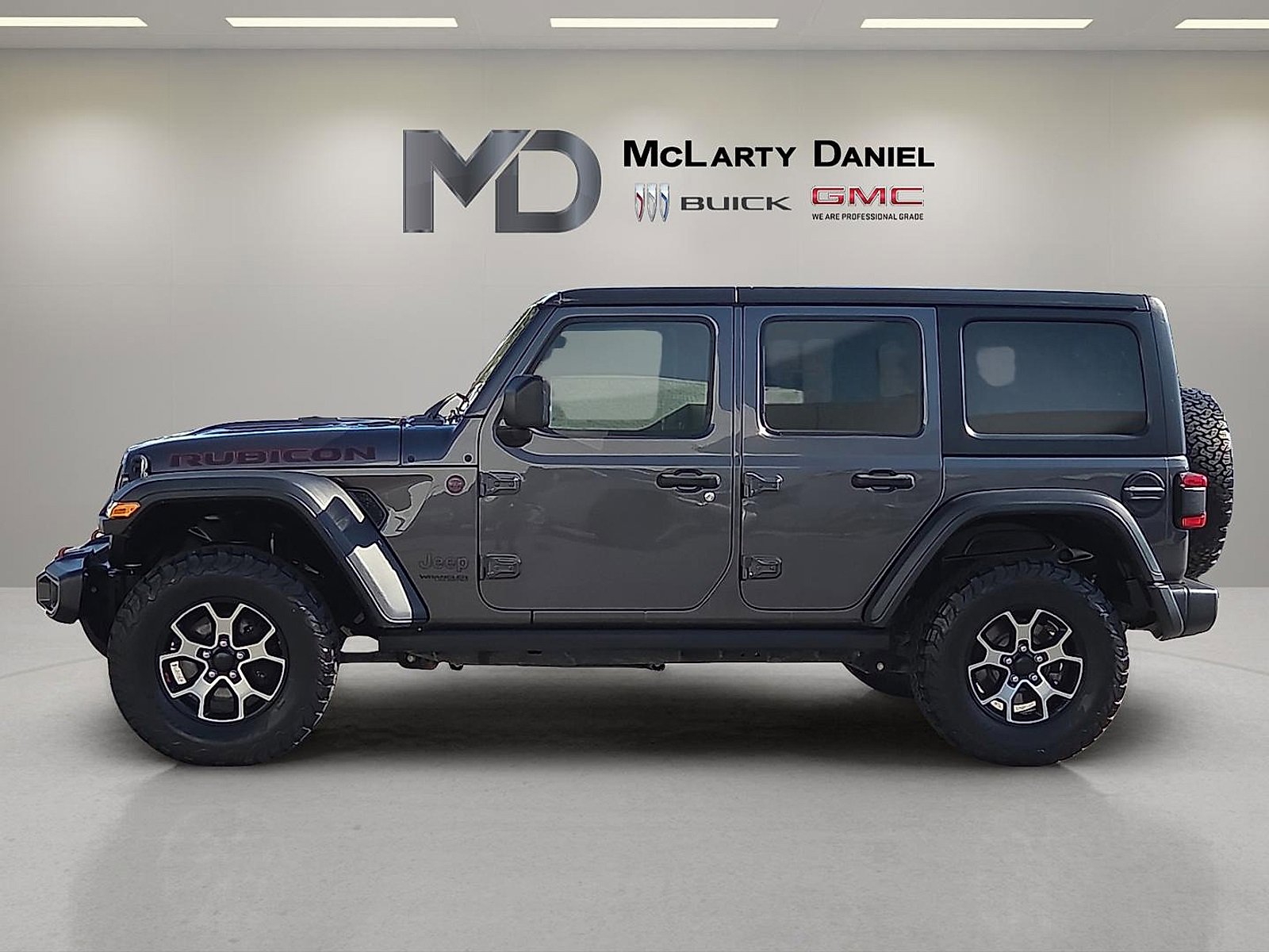 Used 2018 Jeep Wrangler Unlimited Rubicon image 3