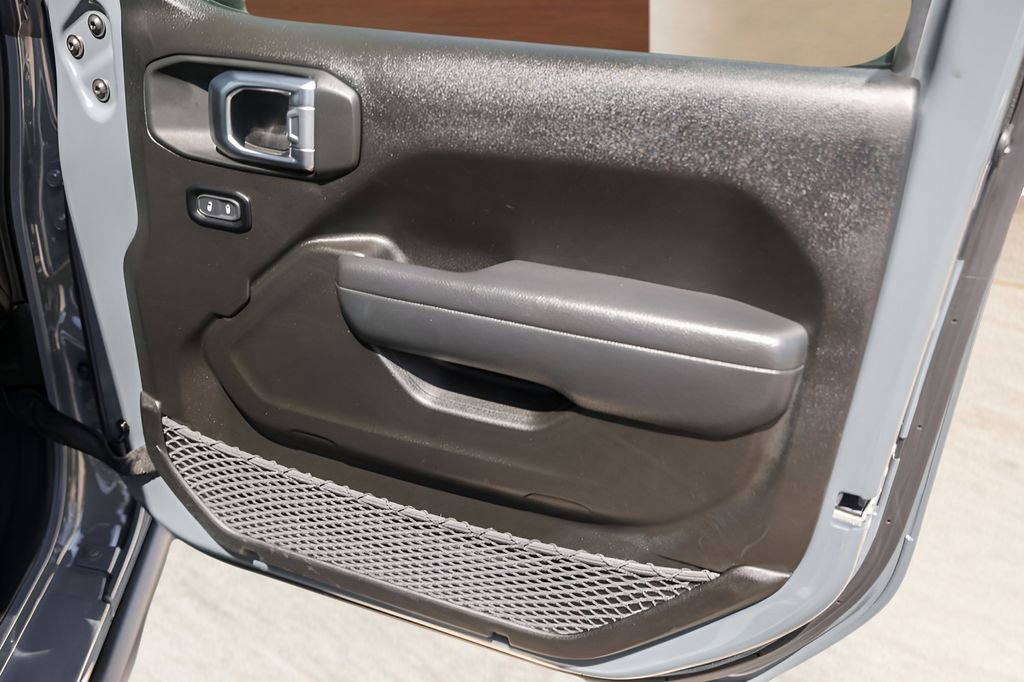 Used 2025 Jeep Wrangler Unlimited Sport S 4xe image 27