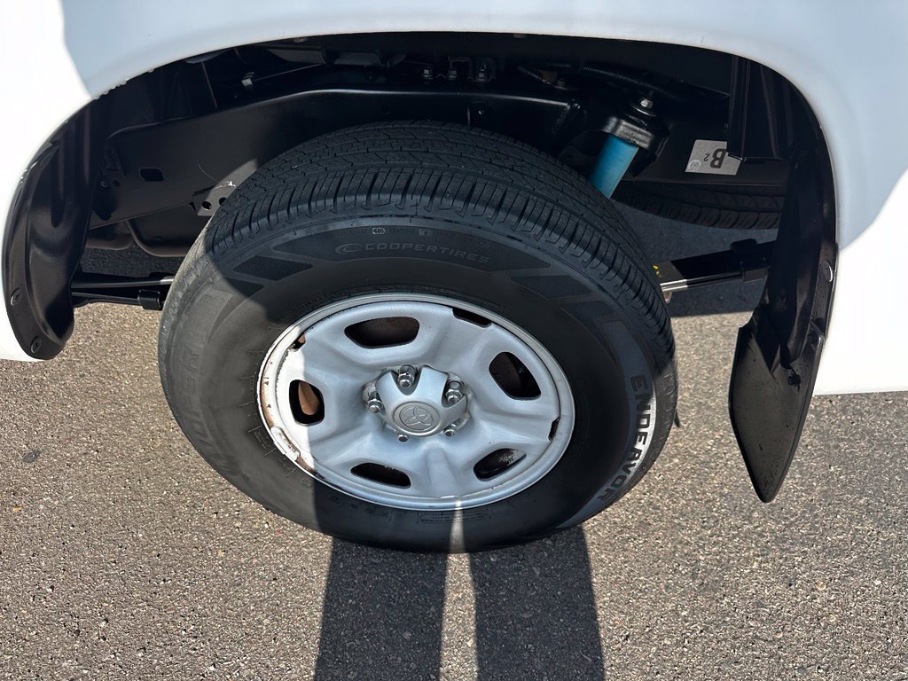 Used 2015 Toyota Tacoma 2WD Access Cab w/ SR5 Package image 13
