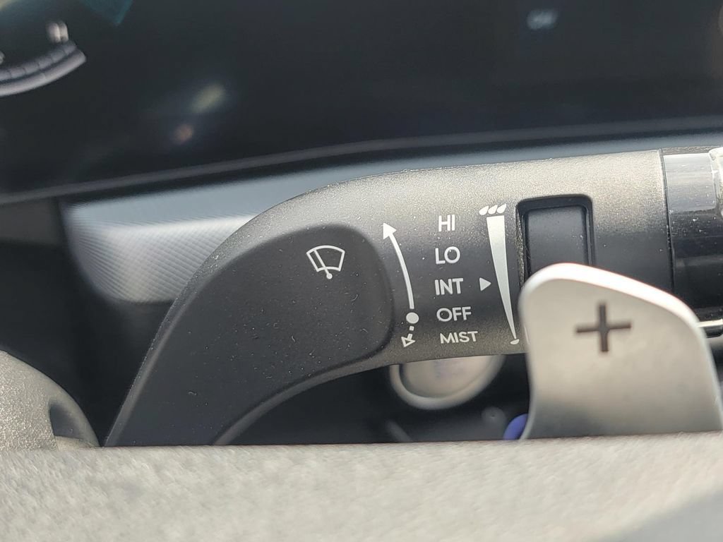Used 2024 Hyundai Sonata SEL FWD image 30