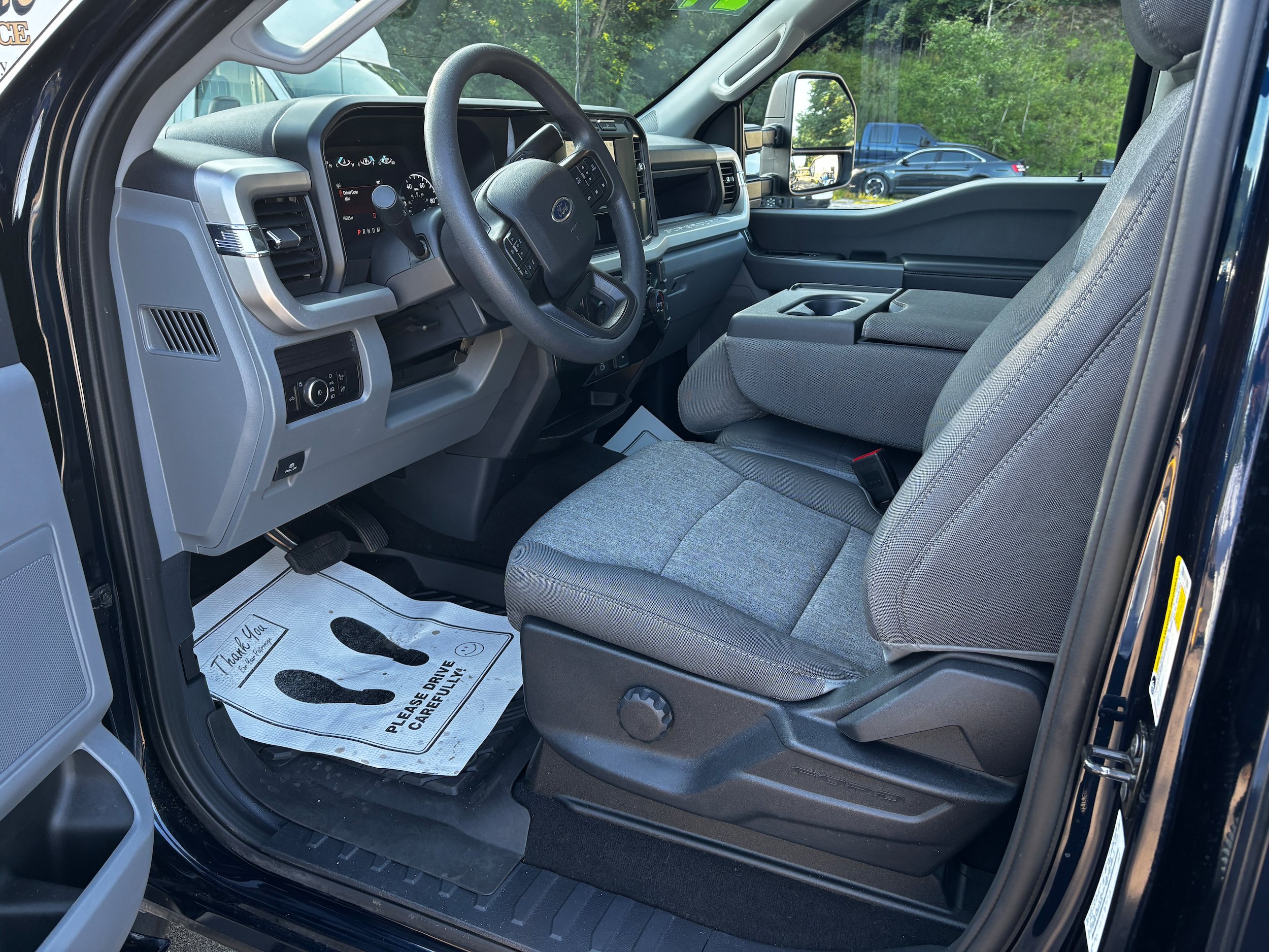 Used 2024 Ford F350 XL w/ STX Appearance Package AWD/4WD image 12