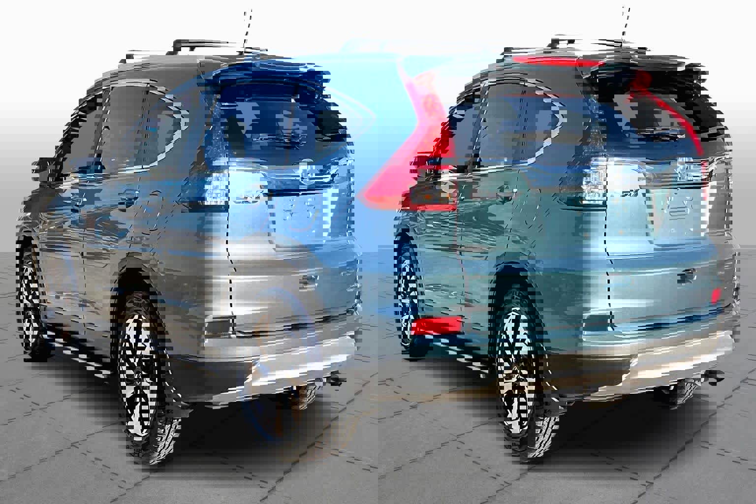 Used 2016 Honda CR-V Touring image 12