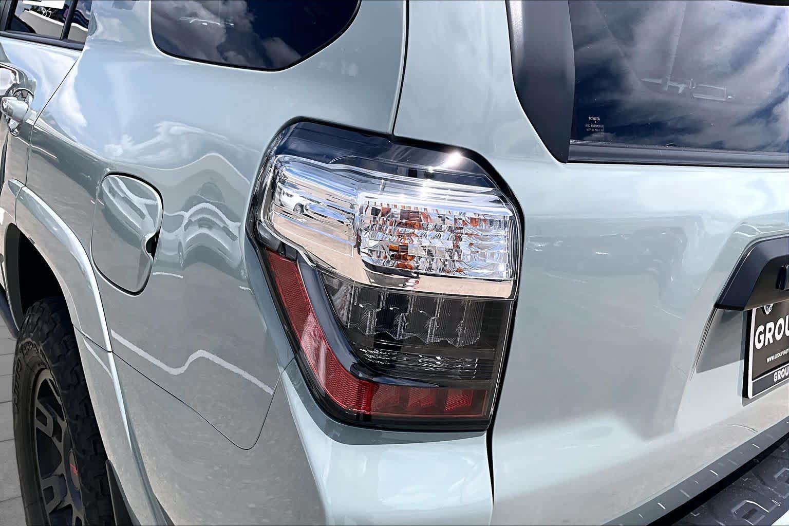 Used 2023 Toyota 4Runner TRD Off-Road Premium w/ Moonroof Package AWD/4WD image 27
