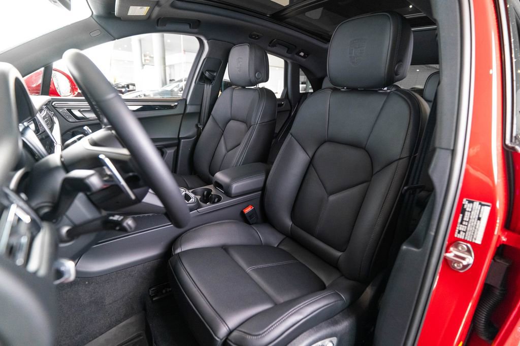 New 2026 Porsche Macan S image 5