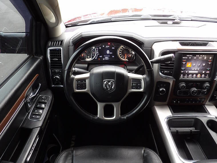 Used 2017 RAM 3500 Laramie w/ Convenience Group image 18