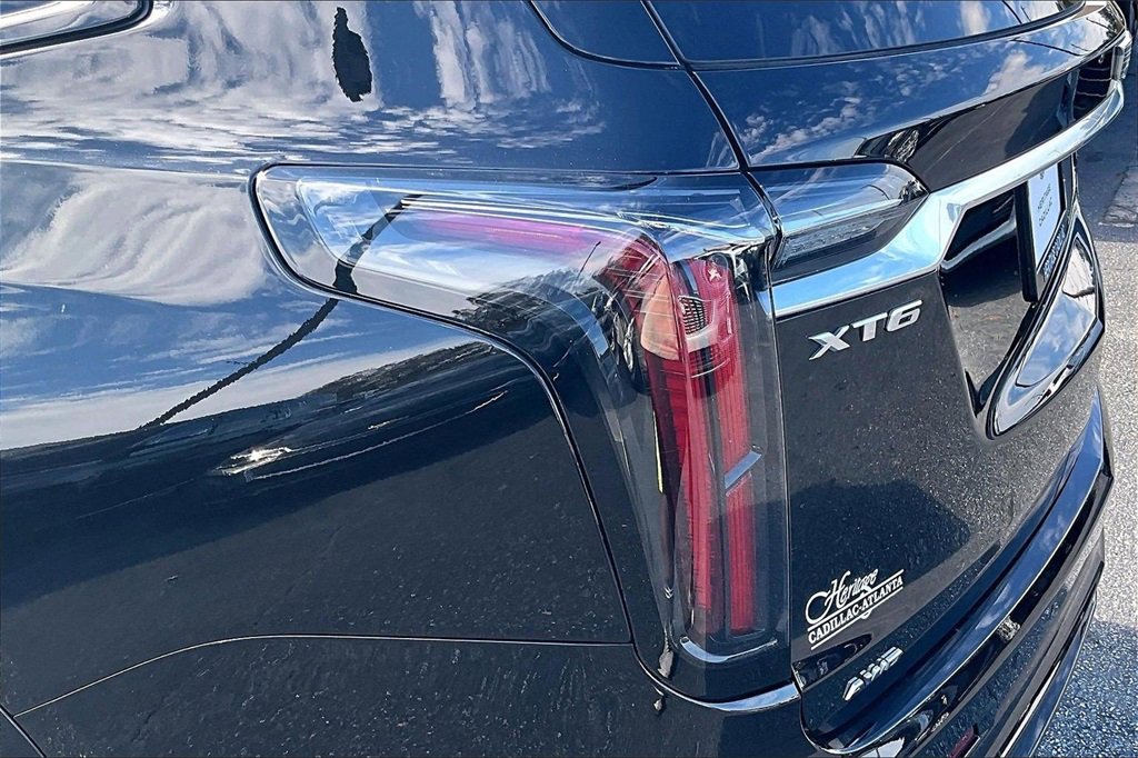 Certified 2022 Cadillac XT6 Sport w/ Technology Package image 22