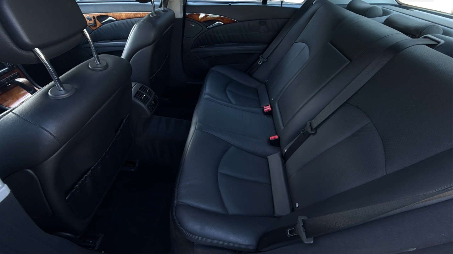 Used 2005 Mercedes-Benz E 500 4MATIC Sedan image 21