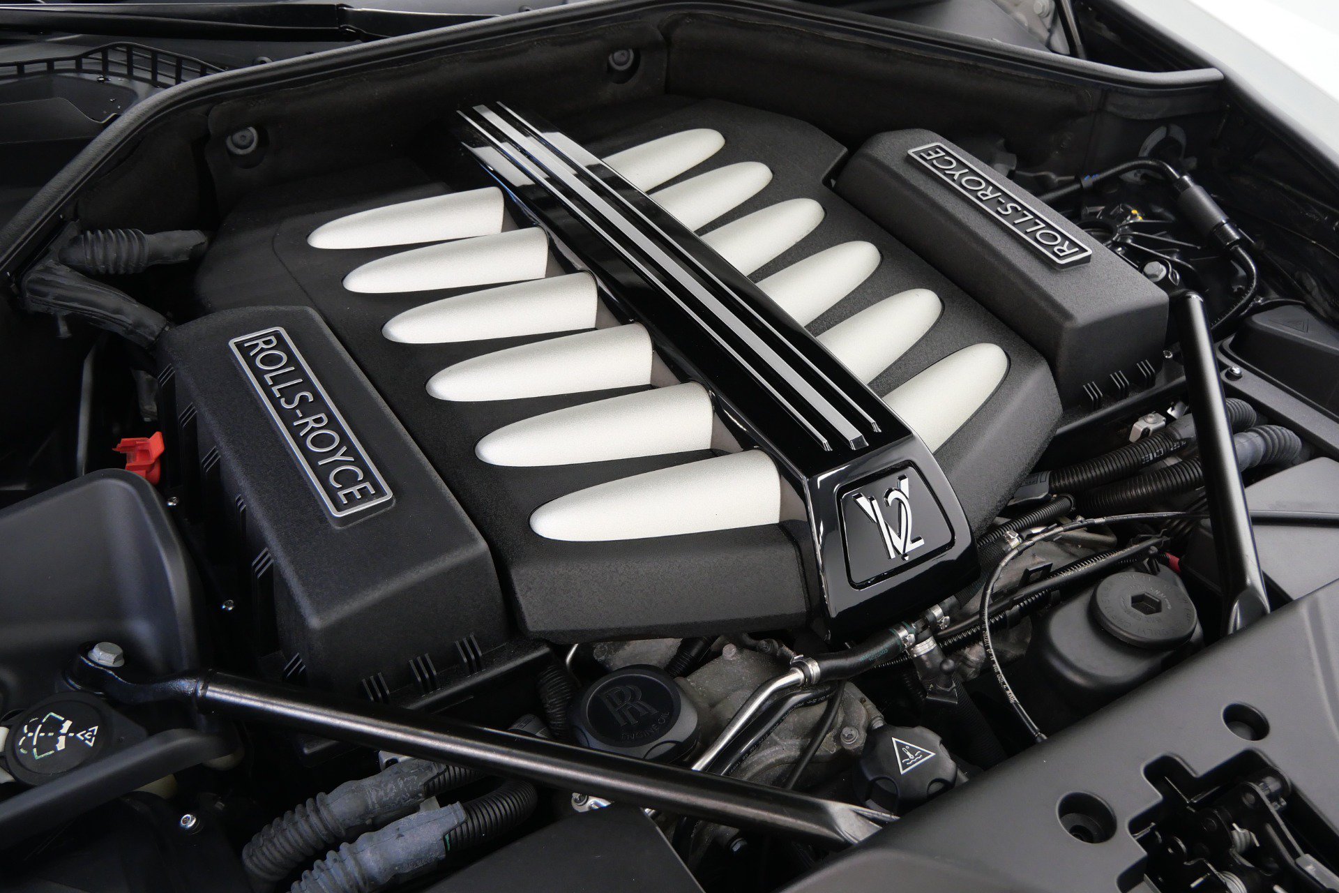 Used 2013 Rolls-Royce Ghost RWD image 42