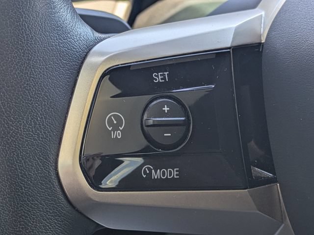 Used 2025 BMW iX xDrive50 w/ Sport Package AWD/4WD image 26