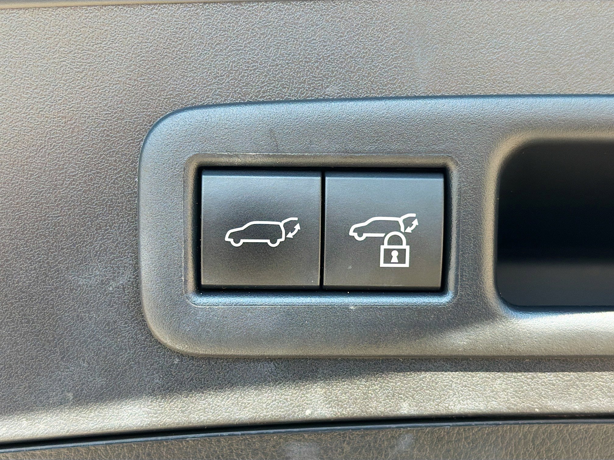 Used 2024 Lexus UX 250h F Sport image 13