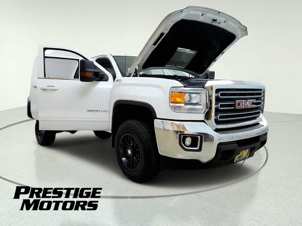 Used 2018 GMC Sierra 3500 SLE w/ SLE Fleet Preferred Package AWD/4WD image 11