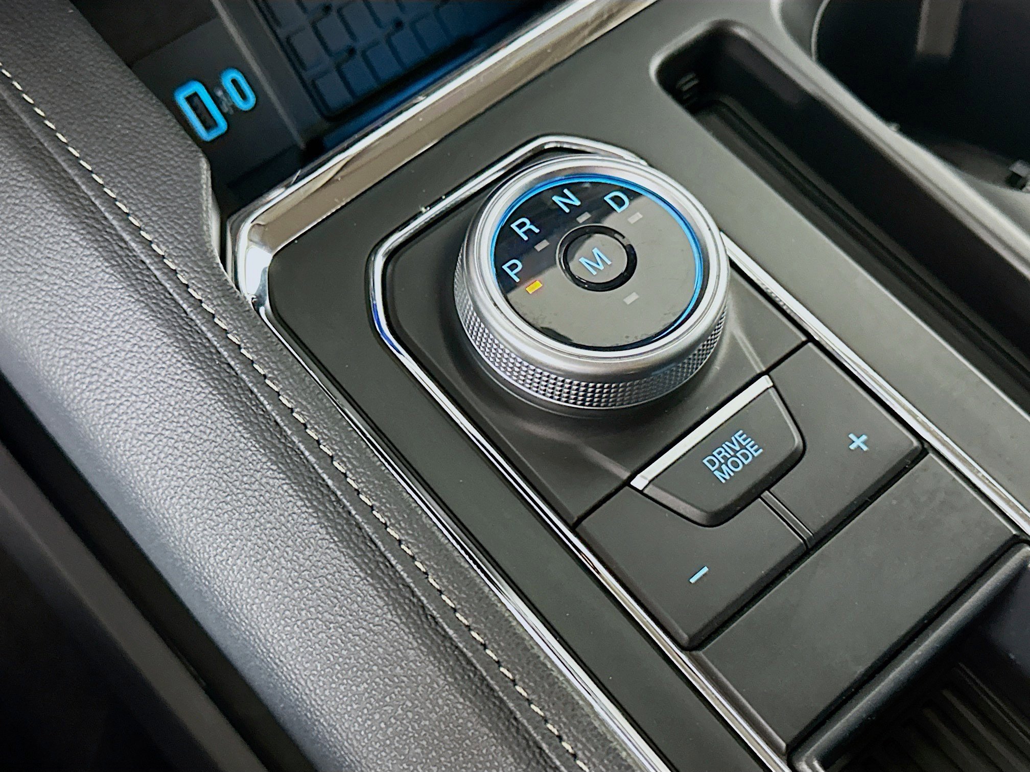 Used 2024 Ford Expedition Max XLT image 25