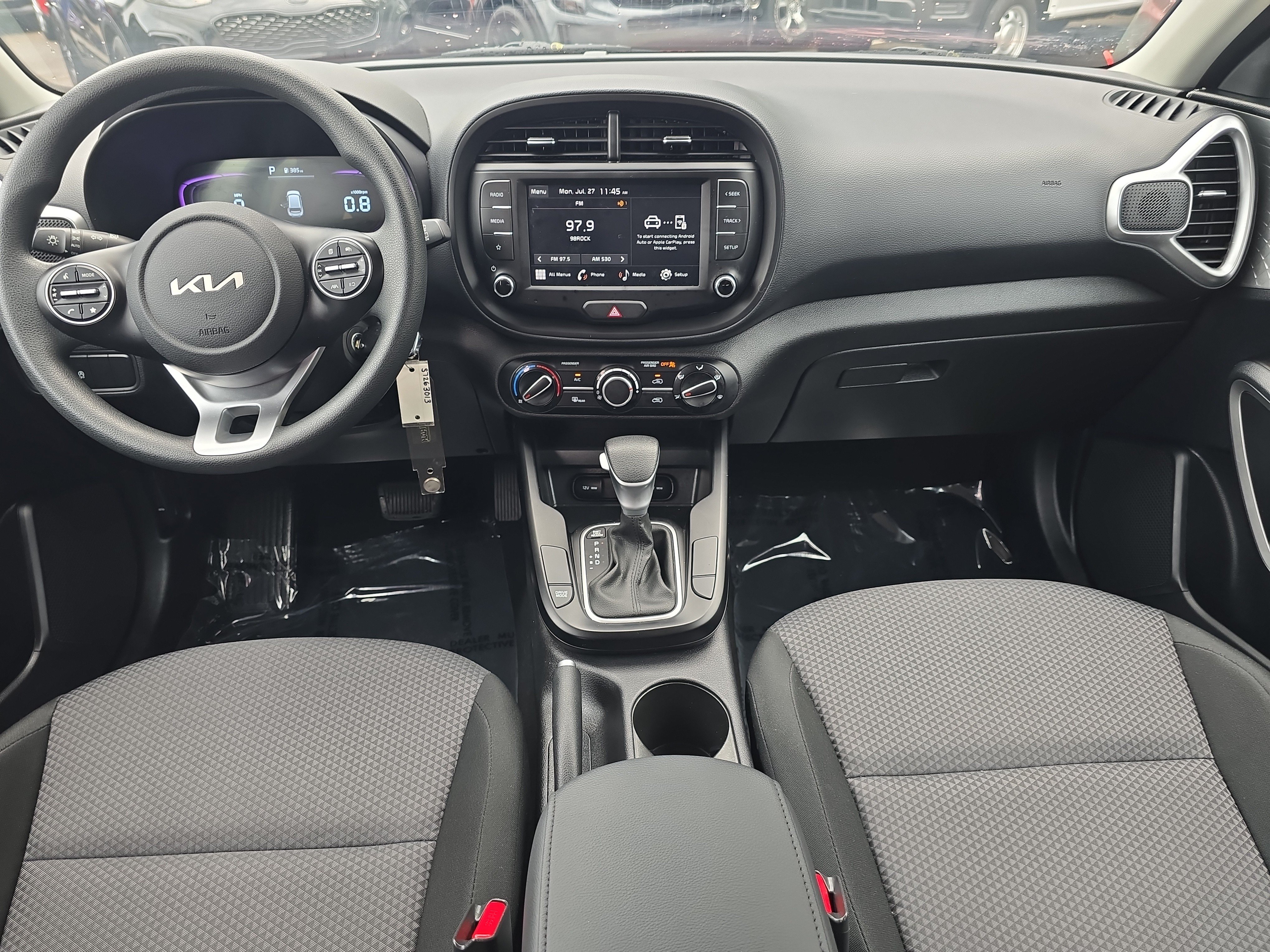 Certified 2025 Kia Soul LX FWD image 12