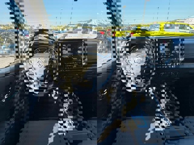 New 2026 Nissan Frontier SV w/ Tow Package image 19