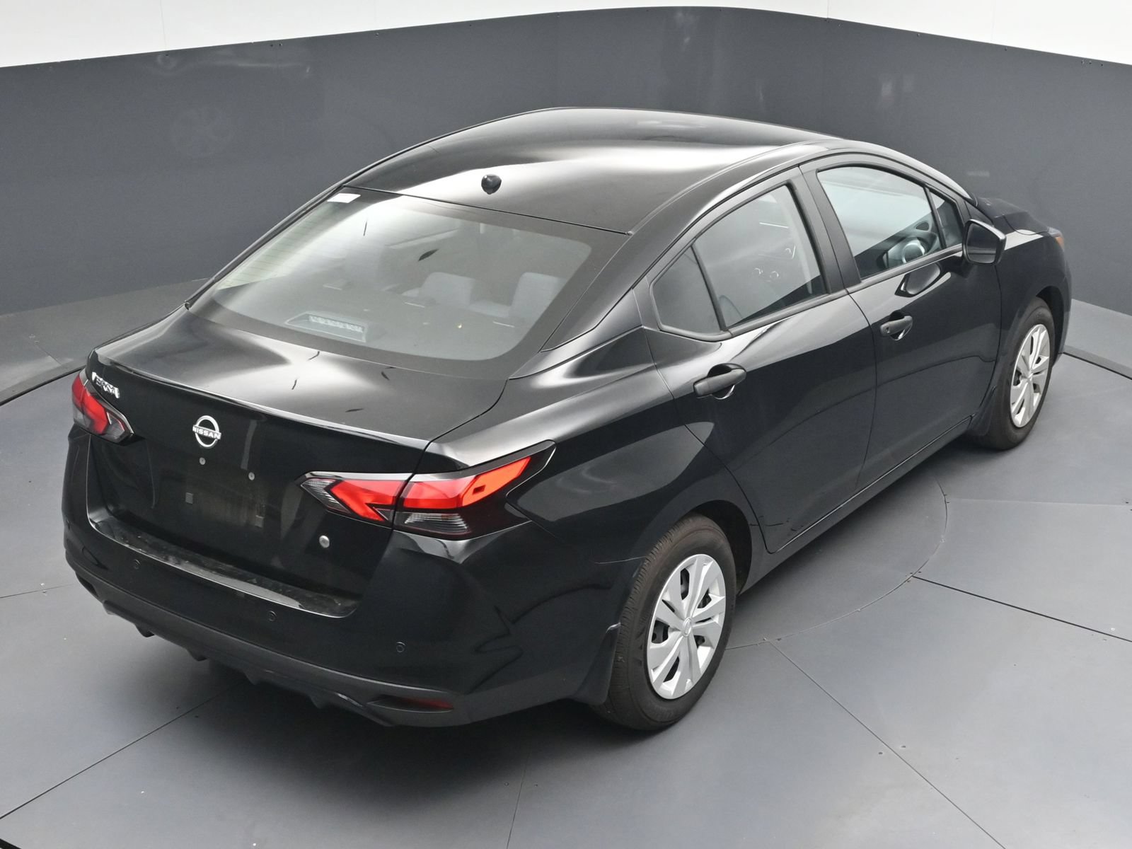 Certified 2025 Nissan Versa S w/ Trunk Package FWD image 31