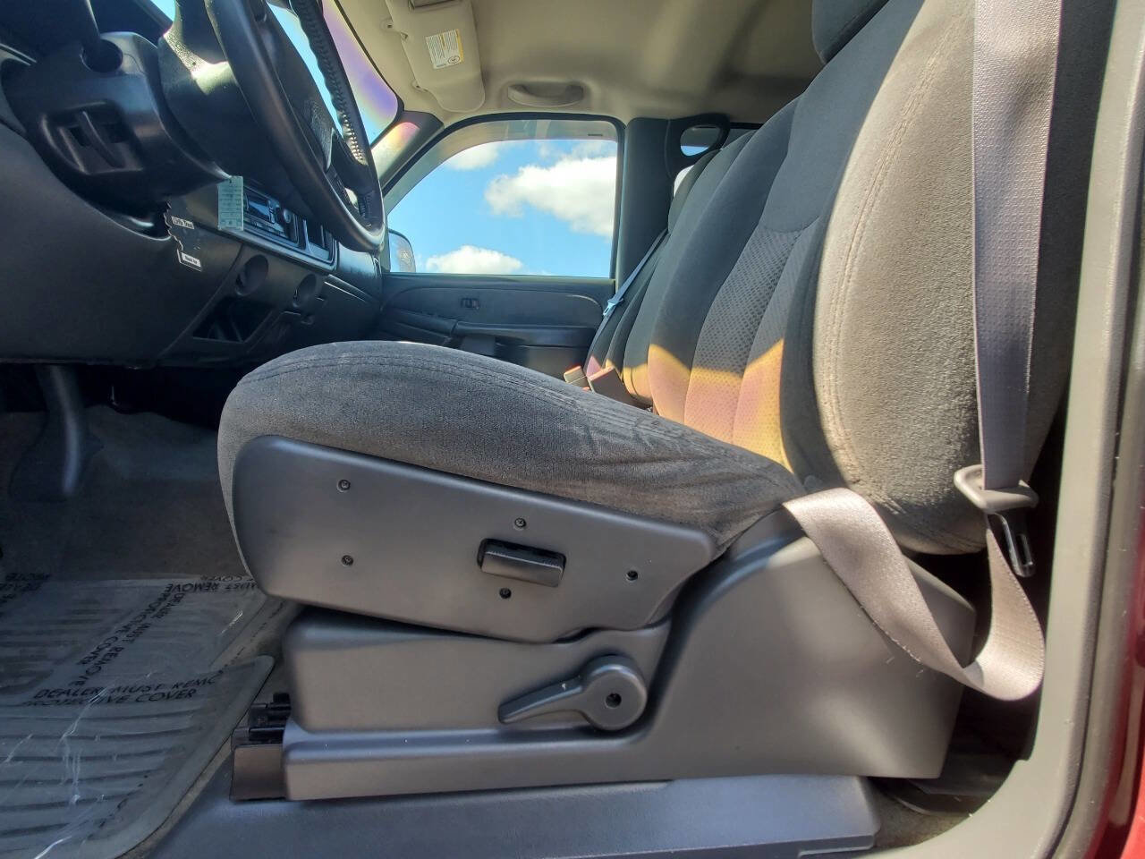 Used 2003 Chevrolet Silverado 1500 LS w/ Skid Plate Package image 14