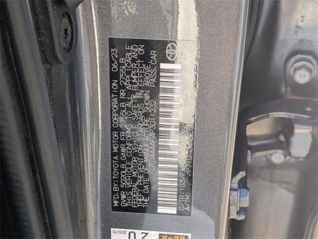 Used 2023 Toyota Crown XLE image 37