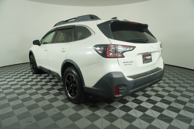 Used 2020 Subaru Outback Premium image 5