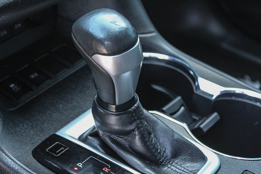 Used 2019 Toyota Highlander Limited FWD image 19