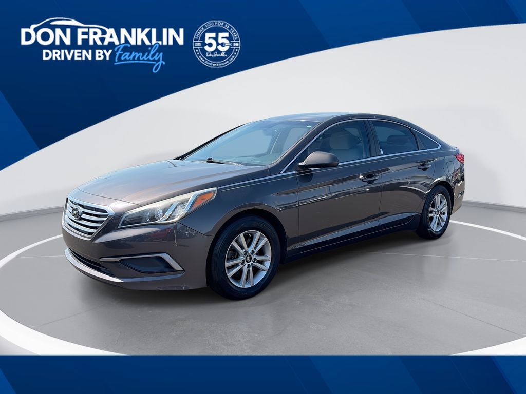 Used 2017 Hyundai Sonata SE FWD image 1