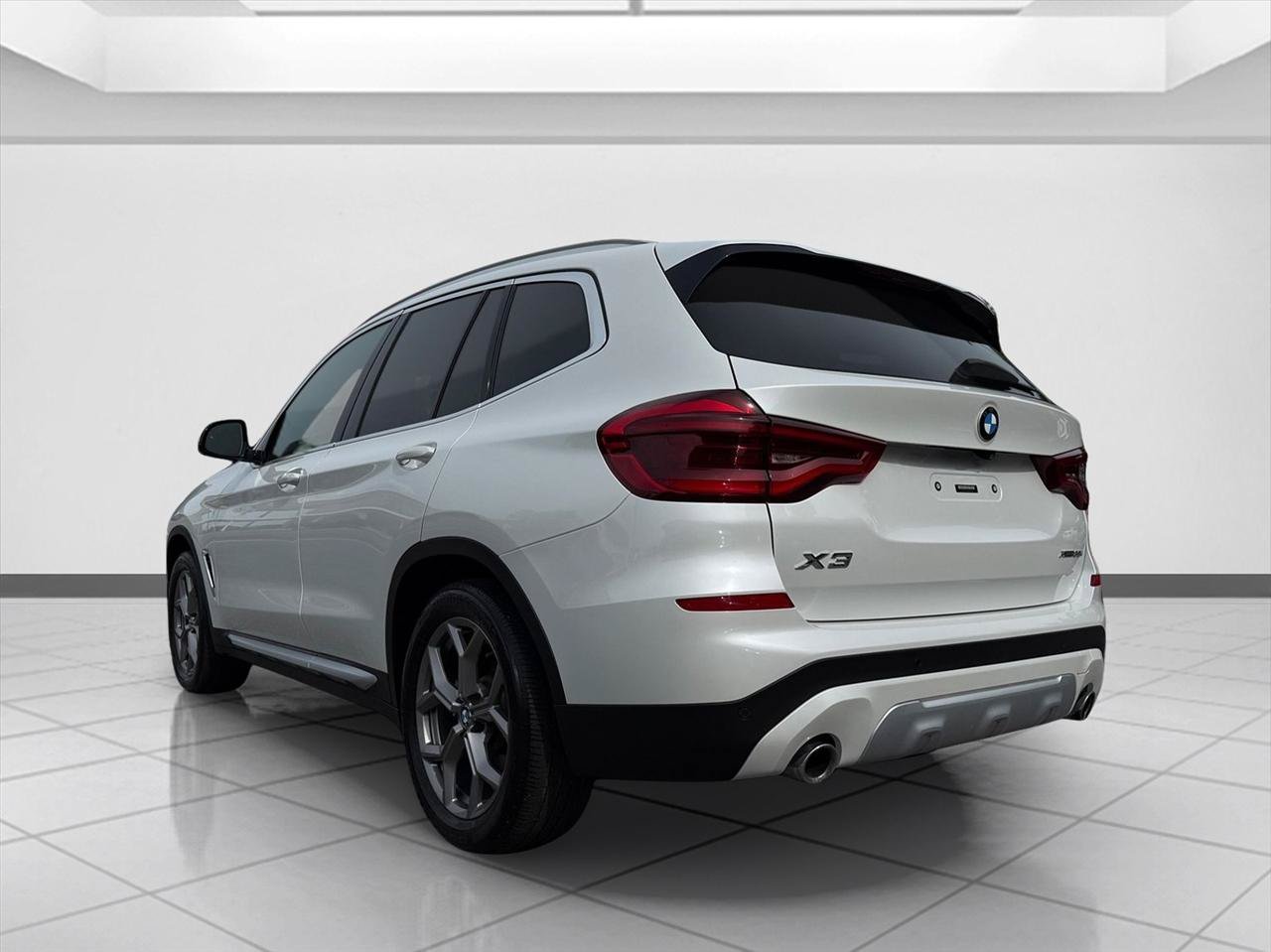 Used 2021 BMW X3 xDrive30i w/ Convenience Package AWD/4WD image 3