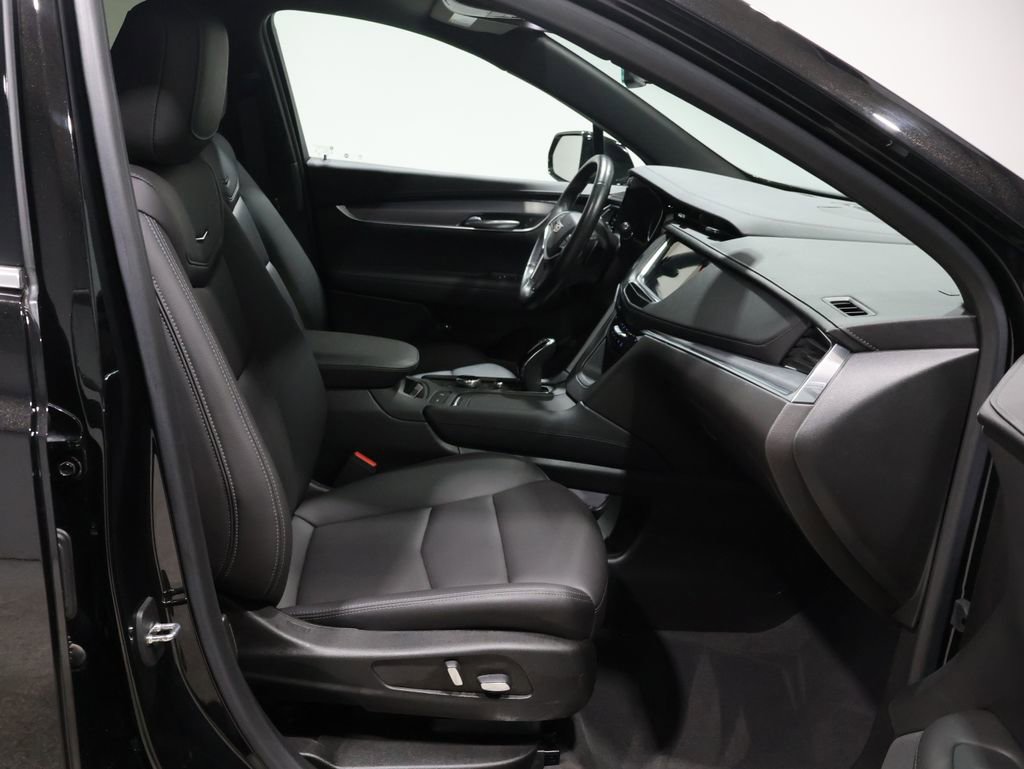 Used 2023 Cadillac XT5 Luxury image 24