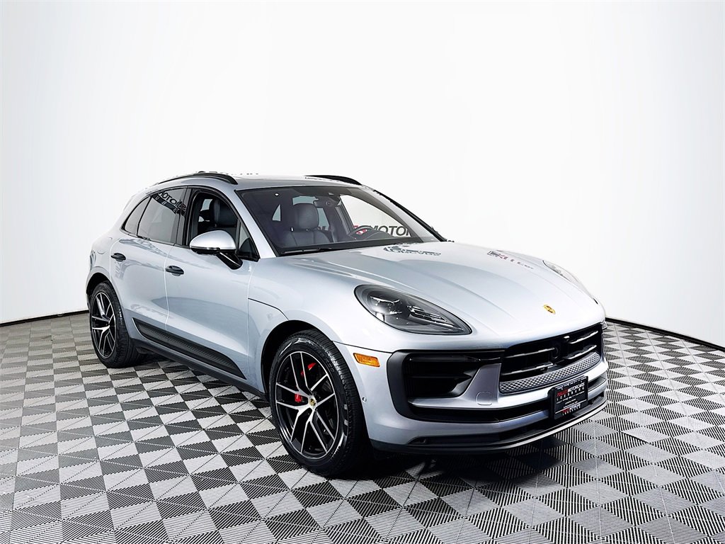 Used 2023 Porsche Macan S image 1