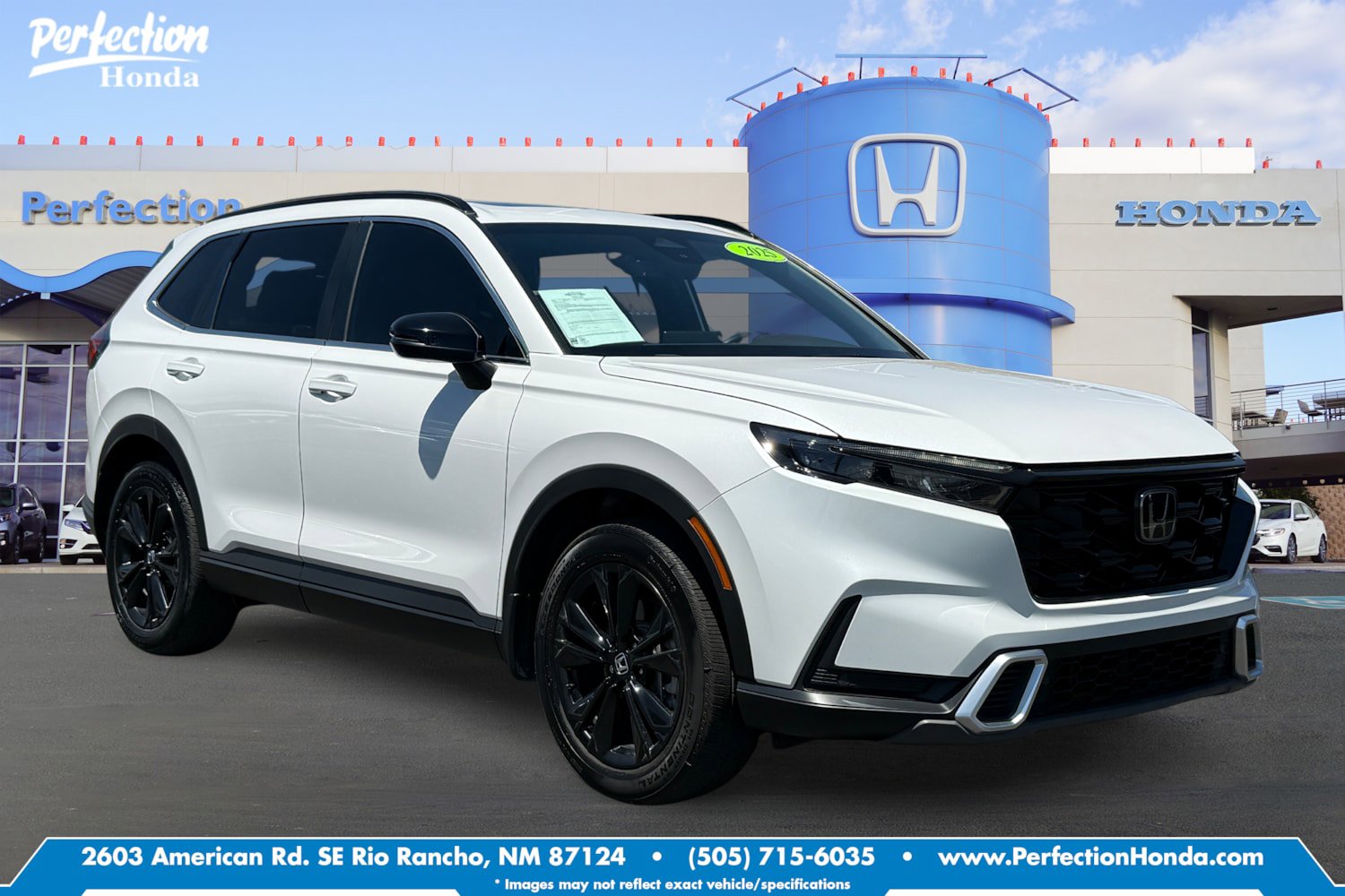 Used 2025 Honda CR-V Sport Touring image 1