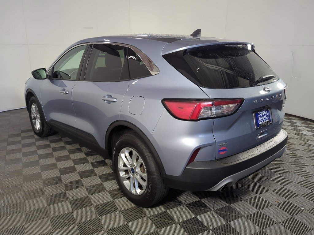 Used 2022 Ford Escape SE image 7
