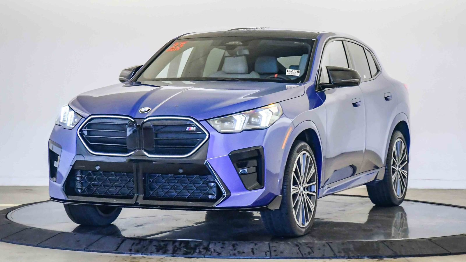 Used 2025 BMW X2 M35i image 1