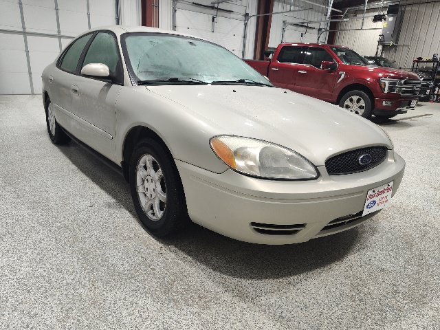 Used 2007 Ford Taurus SEL FWD image 4