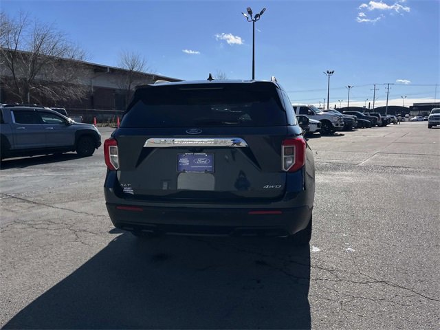 Used 2023 Ford Explorer XLT image 4