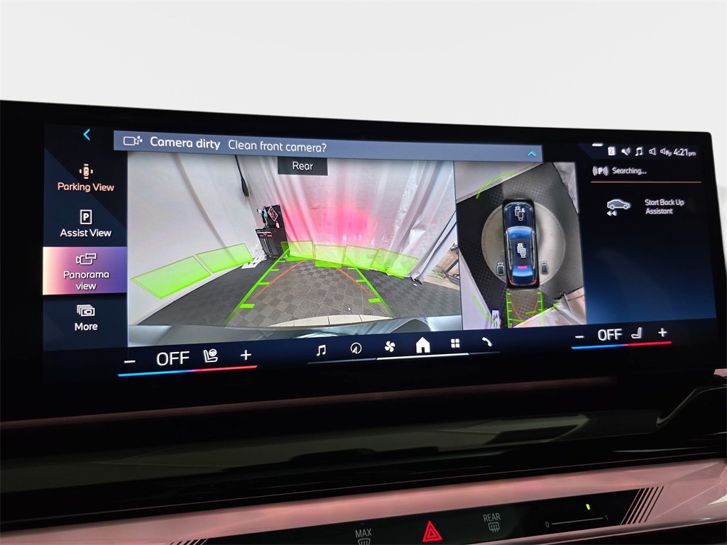 Used 2025 BMW i5 xDrive40 w/ Premium Package image 26