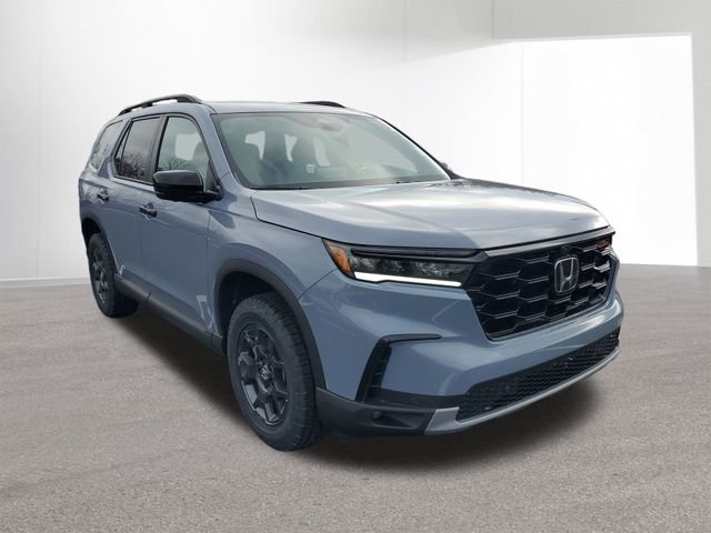 New 2025 Honda Pilot TrailSport image 12