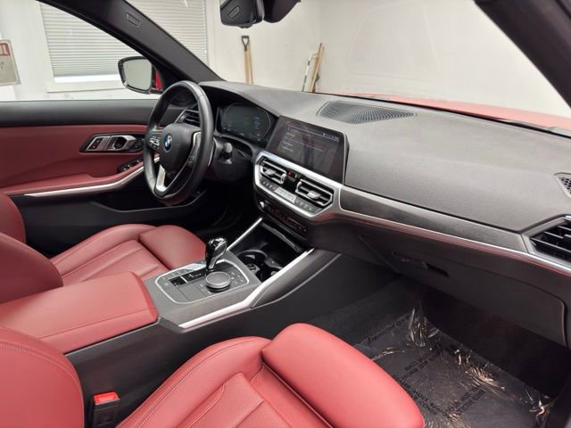 Used 2022 BMW 330i xDrive Sedan w/ Premium Package 2 image 18