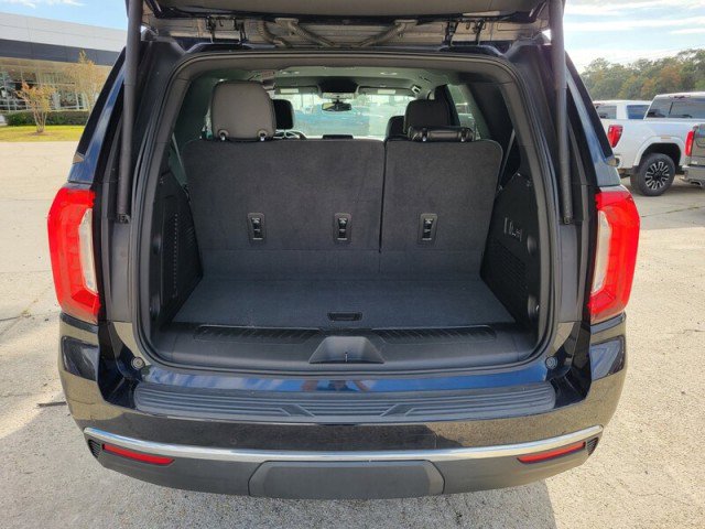 Used 2022 GMC Yukon SLT w/ SLT Luxury Package image 7
