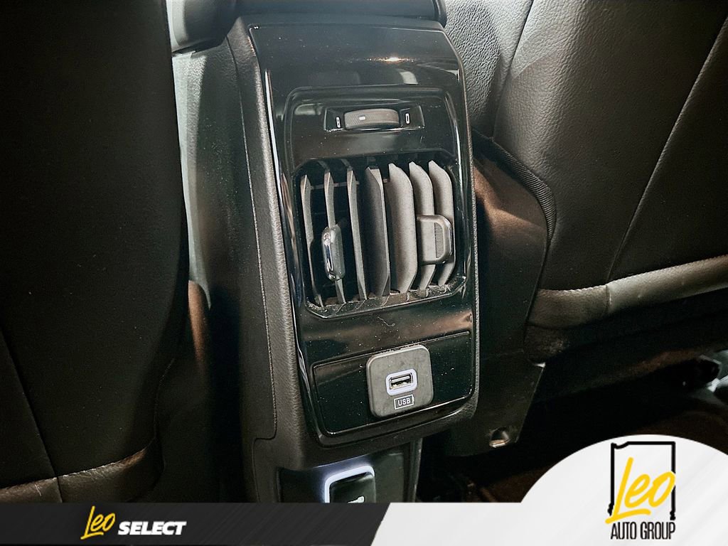 Used 2023 Jeep Compass Latitude image 24