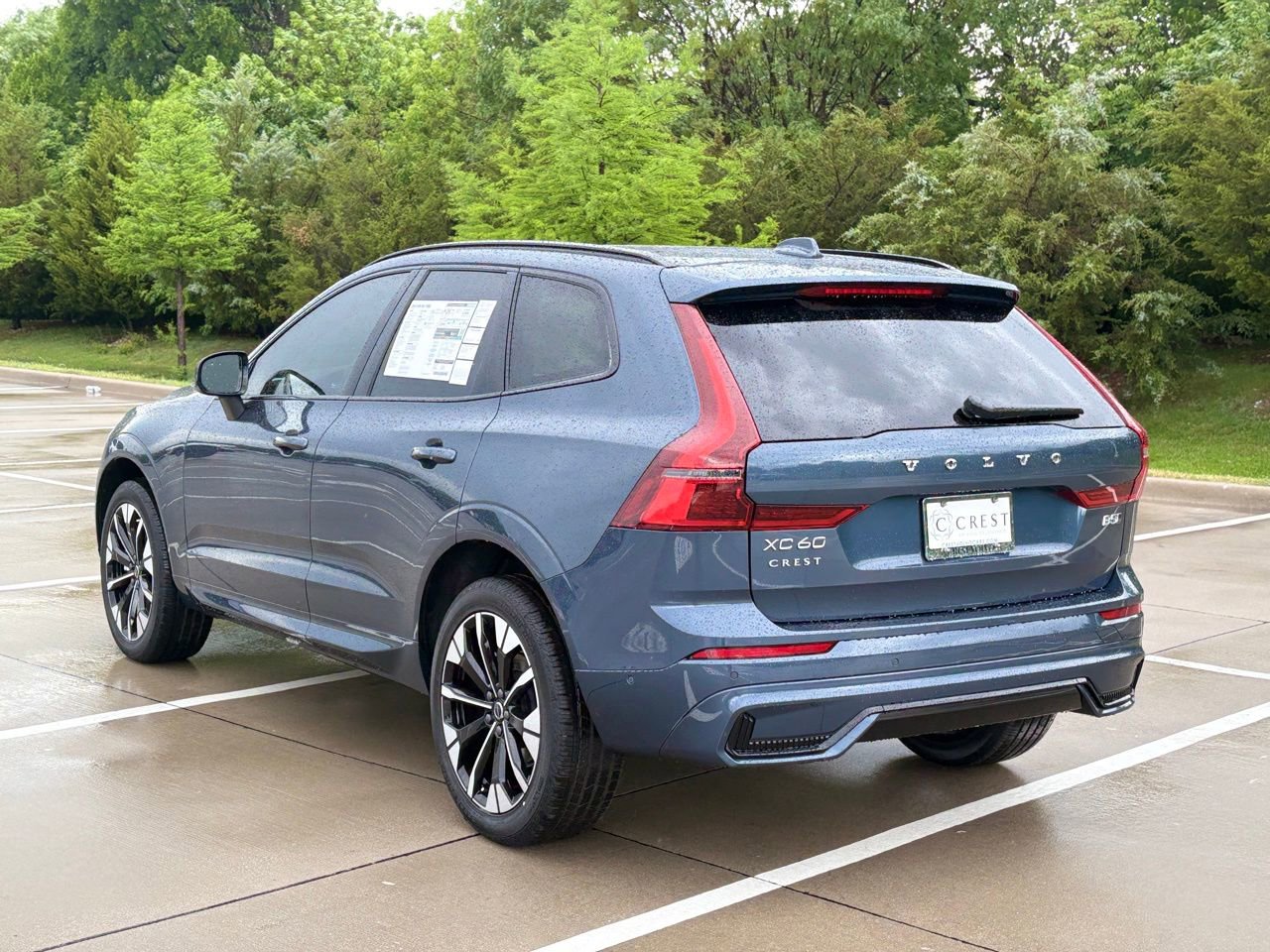 New 2026 Volvo XC60 B5 Plus AWD/4WD image 5